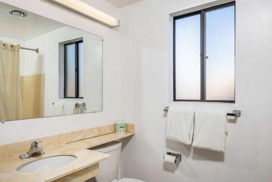 Econo Lodge University Тусон Екстер'єр фото
